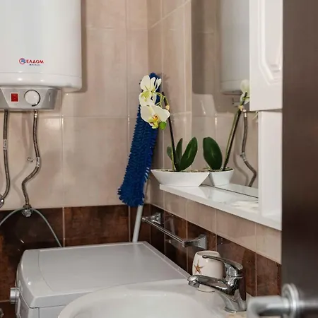 Апартаменты Lora Boutique Поморие