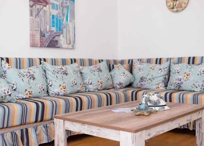 Daire Lora Boutique *