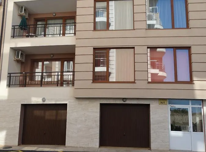 Daire Lora Boutique *